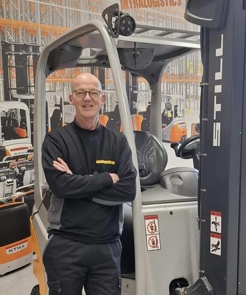 Nieuwe collega Bart - Hoofd Magazijn