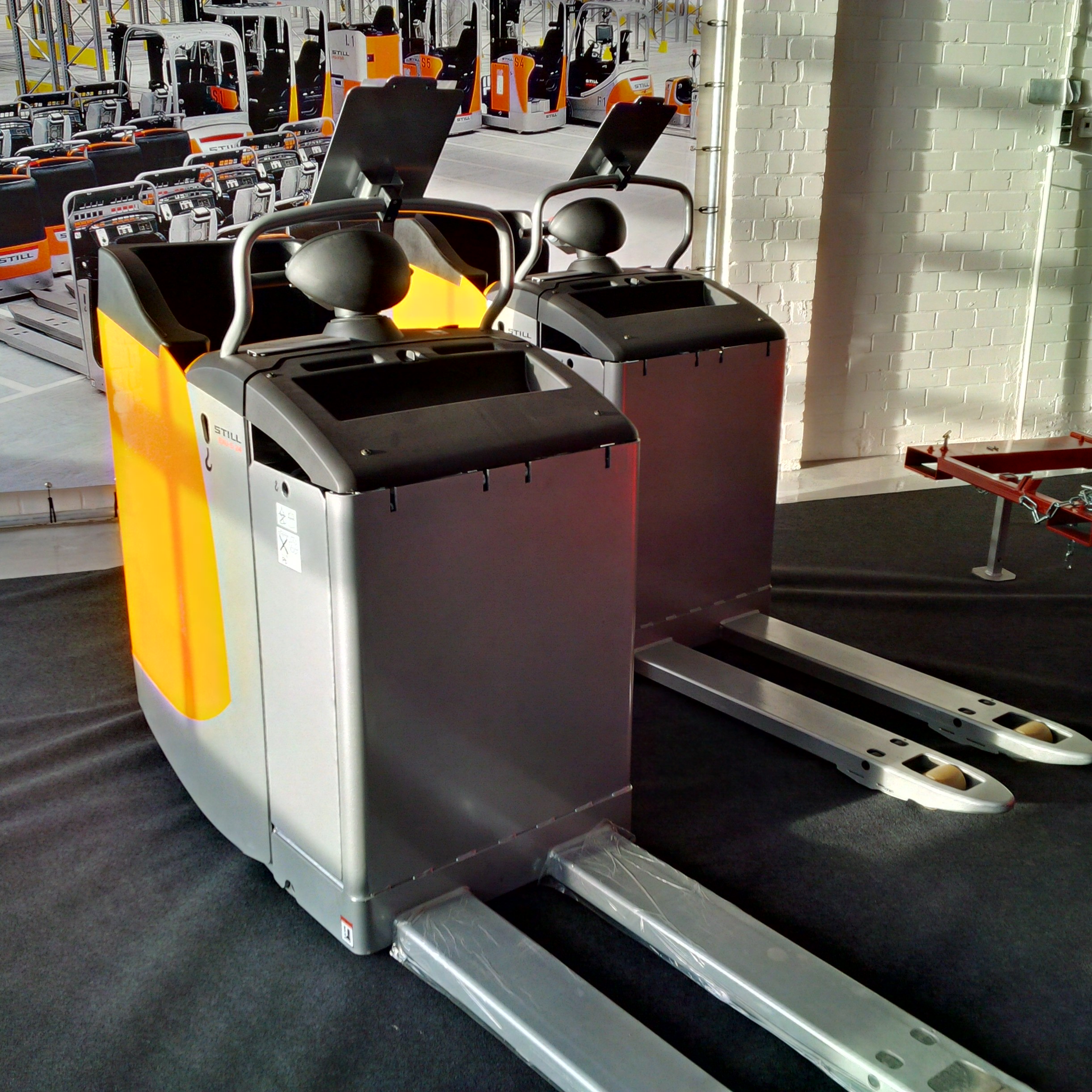 2 NIEUWE STILL EXU-S24 MEERIJ POMPWAGENS