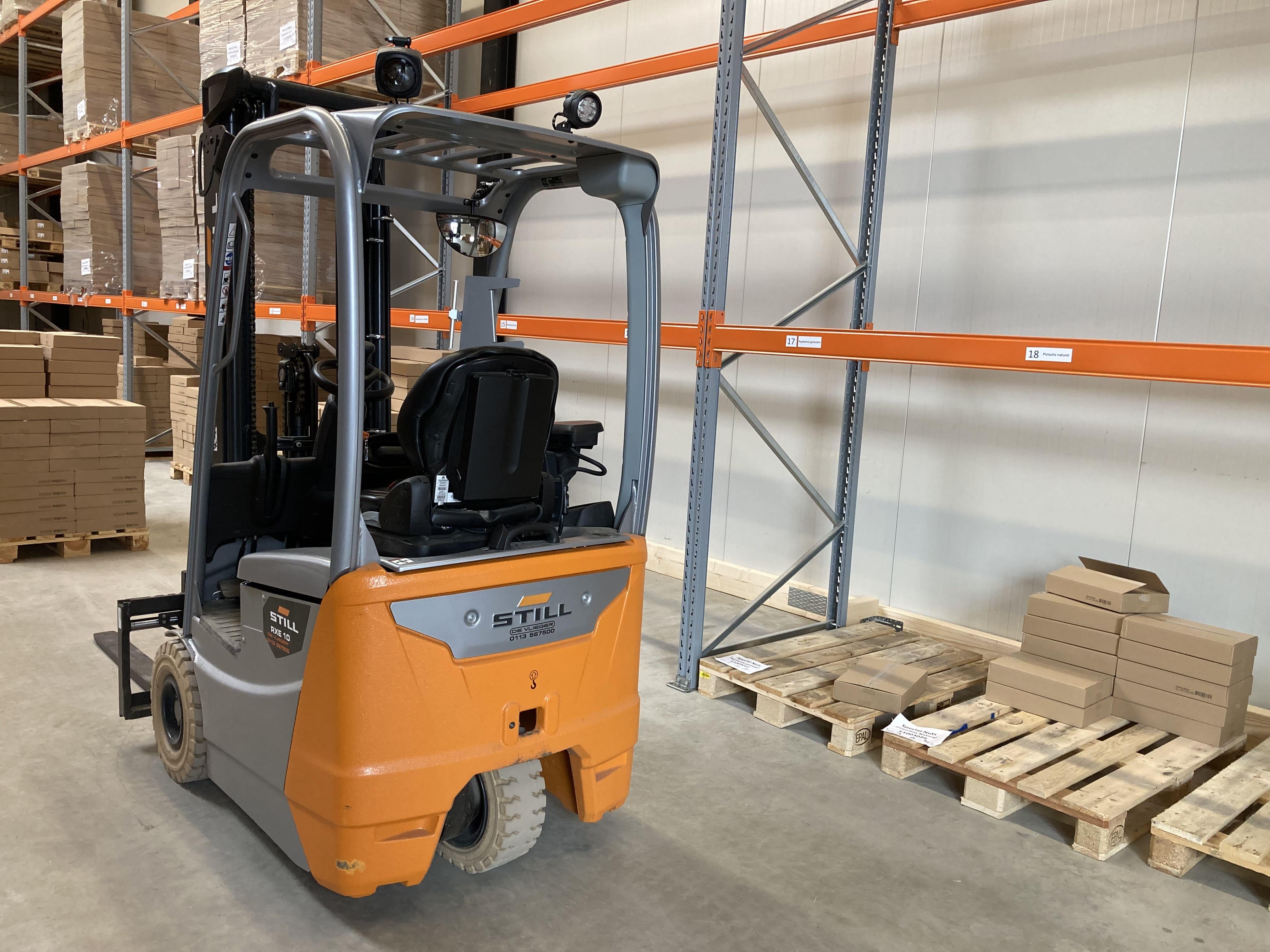 Nieuwe palletstellingen en heftruck voor Foodtrend B.V. Goes