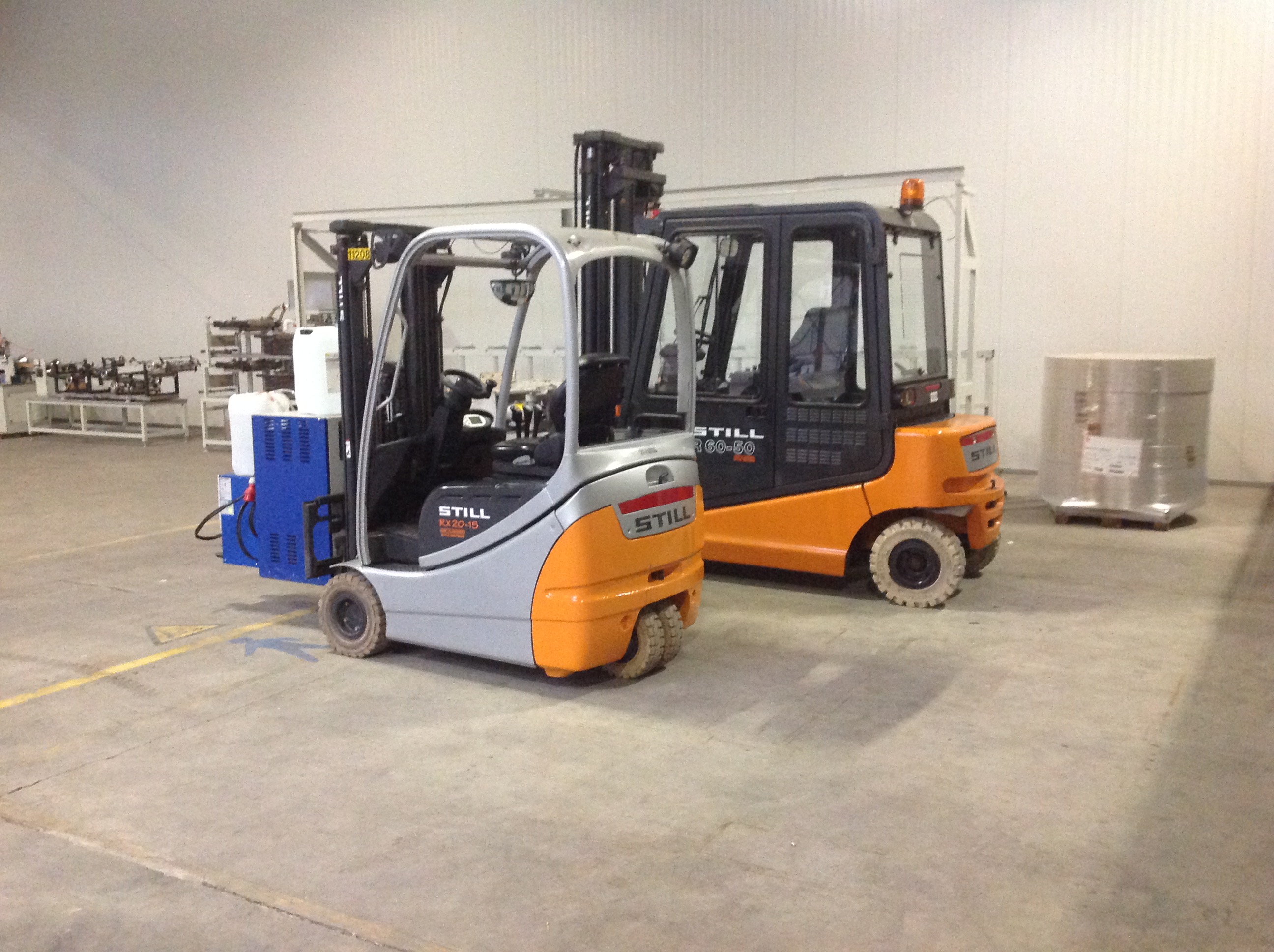 GEBRUIKT Afgeleverd R 60 en RX 20